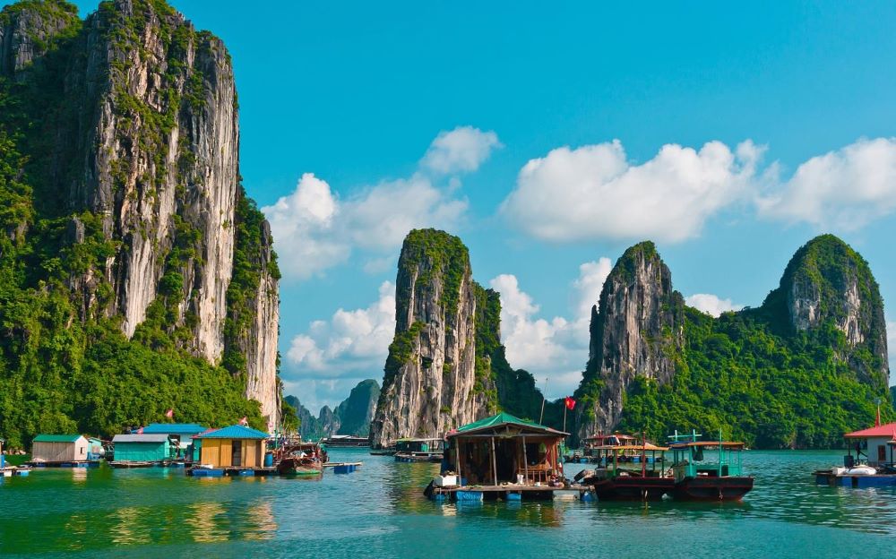 HẠ LONG